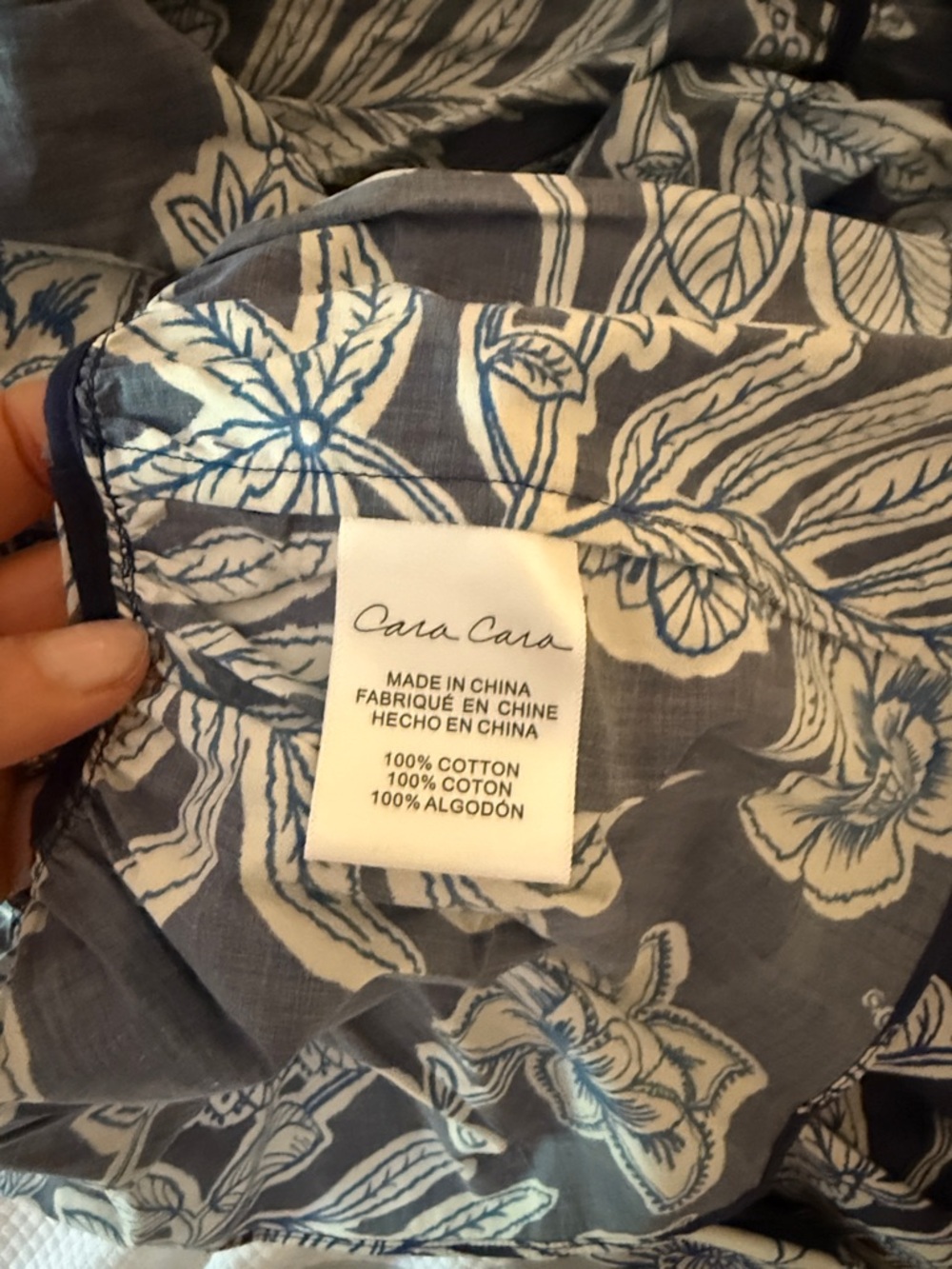 Cara Cara Navy and White Floral Skirt. Medium - Picture 4 of 4